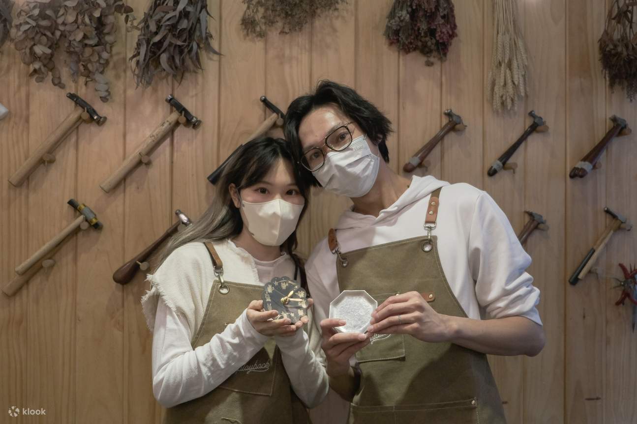 Xưởng đồng hồ nhuộm đồng